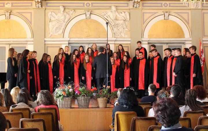 "Marko Marulić" High School Mixed Choir