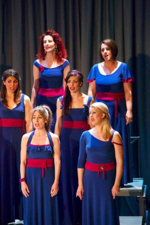 InDONNAtion Female Choir