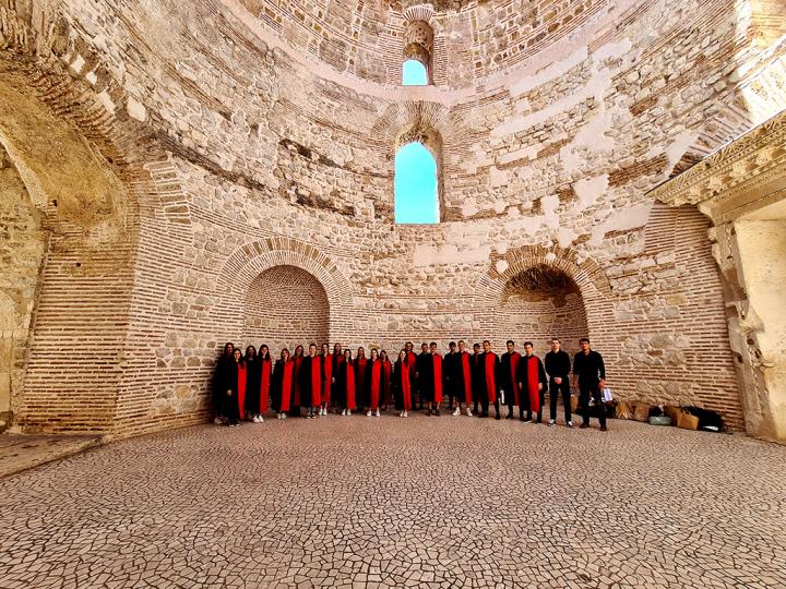 "Marko Marulić" High School Mixed Choir