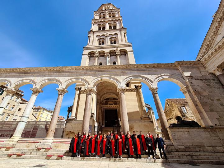 "Marko Marulić" High School Mixed Choir