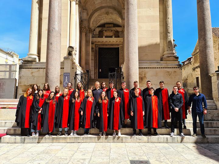 "Marko Marulić" High School Mixed Choir